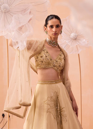 Sarine Off-White Lehenga Set by Parul Gandhi available on Indiaspopup.com