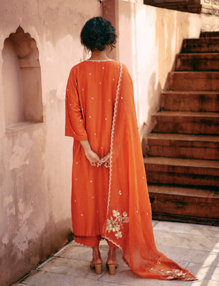 Burnt Orange Kaftan Style Kurta Set by Paulmi & Harsh available on Indiaspopup.com