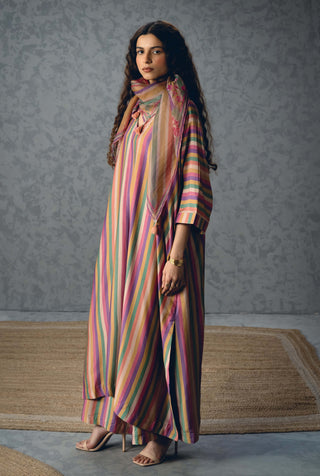 Earthy ayaka kurta with pants and scarf