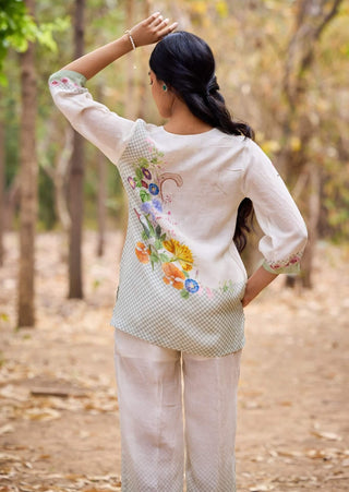 Aruba Off-White Tunic And Trouser by Pozruh, available on Indiaspopup.com