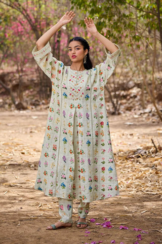 Jasmine Green Printed Kurta And Pants by Pozruh, available on Indiaspopup.com