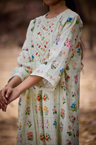 Jasmine Green Printed Kurta And Pants by Pozruh, available on Indiaspopup.com