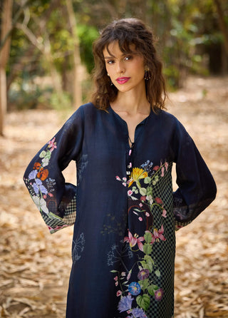 Malibu Straight Black Kaftan by Pozruh, available on Indiaspopup.com