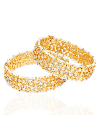 Manasvini Kundan Bangles by Preeti Mohan available on Indiaspopup.com