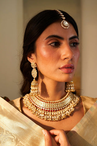 Monita Kundam Necklace Set by Preeti Mohan available on Indiaspopup.com