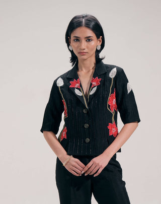 Twilight stem black shirt