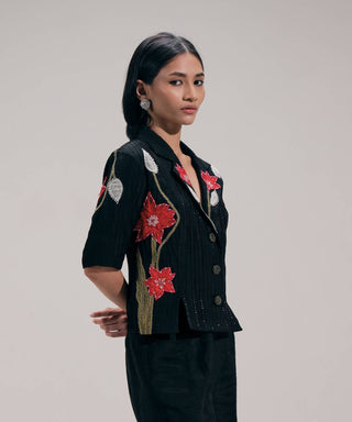 Twilight stem black shirt