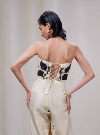 Balance butter cream corset