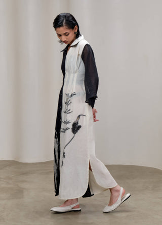 Celeste white and black dress