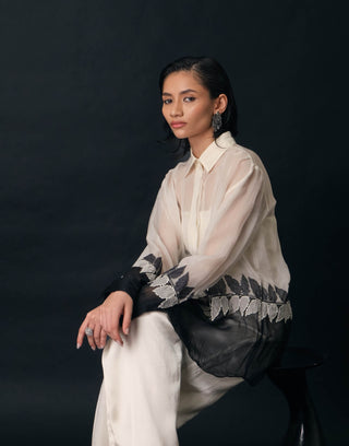 Leafmerge black and white shirt