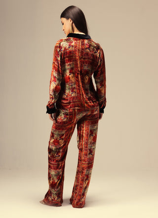 Amay red printed shirt and pants