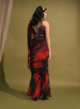 Nikita Mhaisalkar-Red & Black Stroke Print Sari Set-INDIASPOPUP.COM