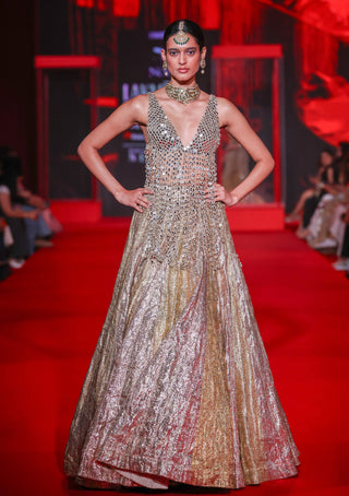 Kanaktara silver gold lehenga set