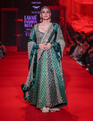 Vaidurya green anarkali set