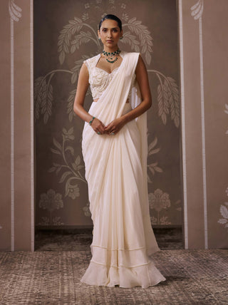 The eternal ivory sari set
