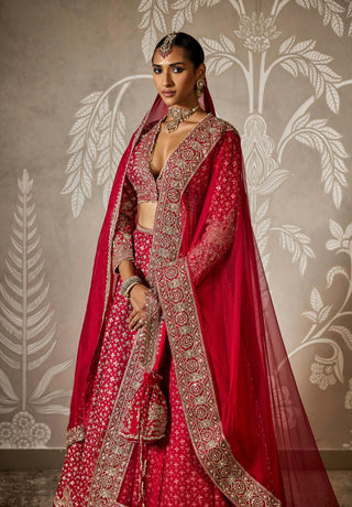 Zaraana Red Lehenga Set by Ridhi Mehra available on Indiaspopup