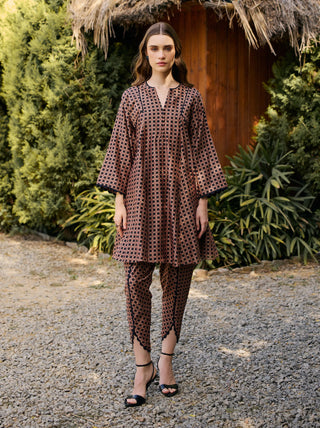 Black geometric kurta with pants