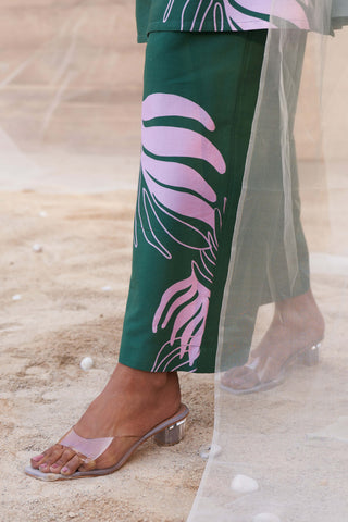 Green bold leaf-print tunic and pants