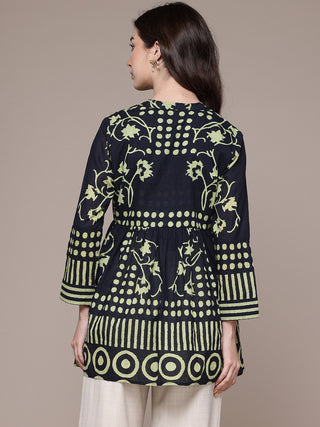 Black geometric print full sleeve shirt