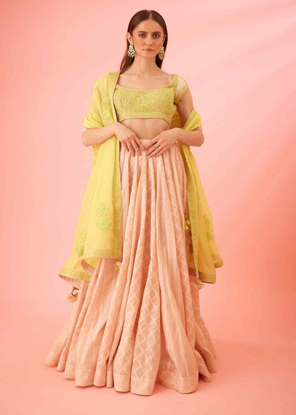 Shyam Narayan Prasad | Indian bridal couture, Bridal lehenga online,  Fashion clothes women