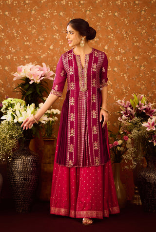 Raspberry Purple Kurta Sharara Set by Shyam Narayan Prasad available on Indiaspopup.com