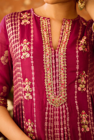 Raspberry Purple Kurta Sharara Set by Shyam Narayan Prasad available on Indiaspopup.com