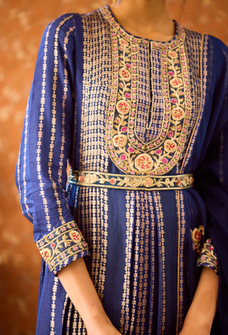 Spectrum Blue Kurta Set by Shyam Narayan Prasad available on Indiaspopup.com