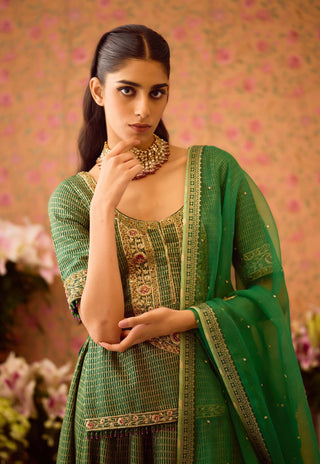 Smoke Green Kurta Lehenga Set by Shyam Narayan Prasad available on Indiaspopup.com