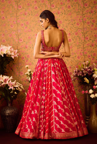 Scarlet Red Maroon Lehenga Set by Shyam Narayan Prasad available on Indiaspopup.com