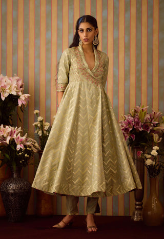 Smoke Green Angrakha Set by Shyam Narayan Prasad available on Indiaspopup.com