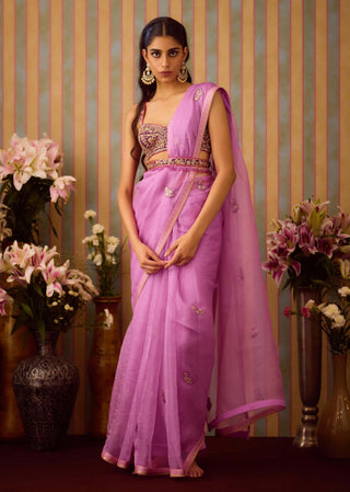 Orchid Lilac Sari Set by Shyam Narayan Prasad available on Indiaspopup.com