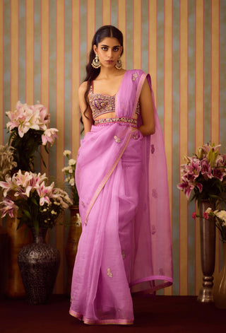 Orchid Lilac Sari Set by Shyam Narayan Prasad available on Indiaspopup.com