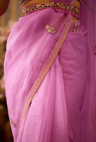 Orchid Lilac Sari Set by Shyam Narayan Prasad available on Indiaspopup.com