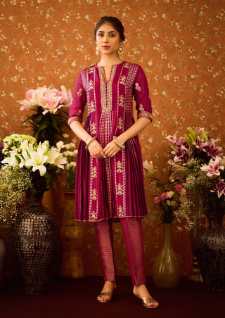 Raspberry Purple Kurta Set by Shyam Narayan Prasad available on Indiaspopup.com