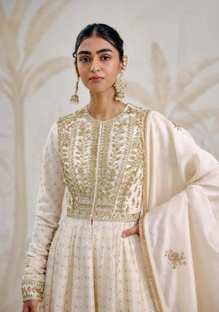 Ivory zardozi embroidered chanderi anarkali set