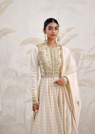 Ivory zardozi embroidered chanderi anarkali set