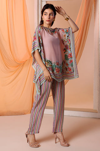 Pink Arani Embellished Kaftan And Pants by Soup By Sougat Paul available on Indiaspopup.com