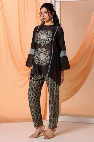 Black Eraya Applique Asymmetric Tunic Set by Soup By Sougat Paul available on Indiaspopup.com