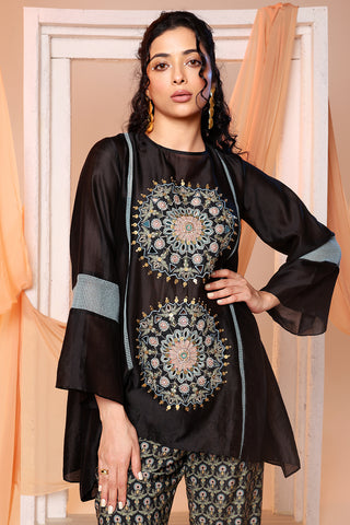 Black Eraya Applique Asymmetric Tunic Set by Soup By Sougat Paul available on Indiaspopup.com