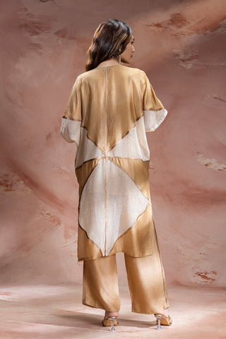 Beige Zinnia appliqué top with pants and jacket