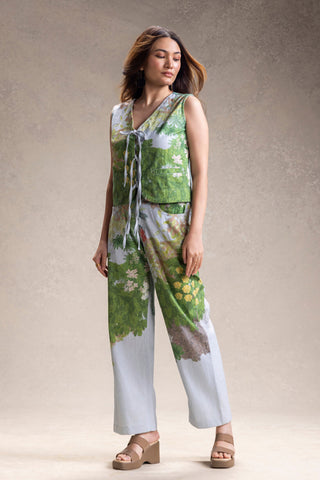 Blue Blume printed sleeveless top with pants