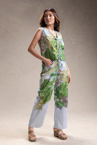 Blue Blume printed sleeveless top with pants