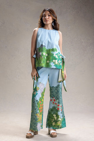 Blue Blume printed top with pants