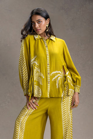Mustard Kyomi printed shirt with pants