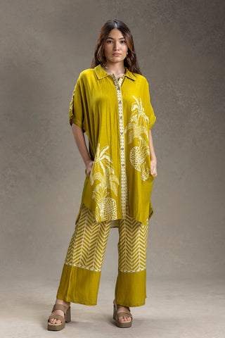 Mustard Kyomi printed kimono tunic with pants