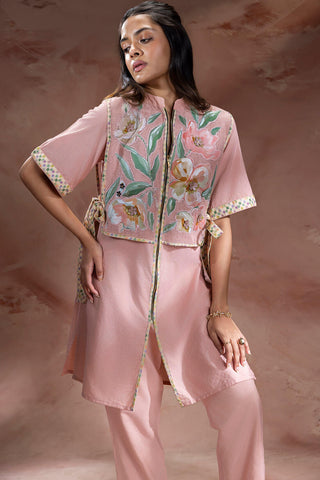 Dusky Pink embroidered kurta with pants