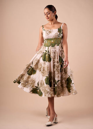 Hydrangea light hue midi dress
