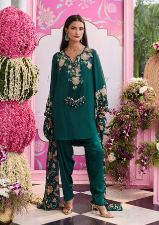 Syna emerald green kurta salwar set