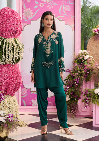 Syna emerald green kurta salwar set