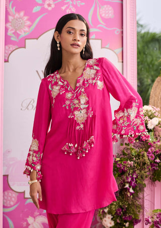 Ruhi hot pink kurta salwar set